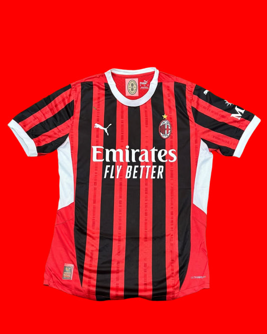 Fanella e parë Autentike e Milanit 2024/2025